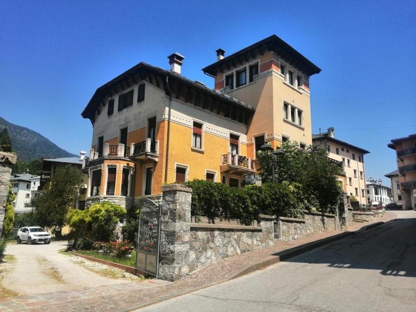 Villa Ester -Residenze Dolomitiche- Pieve di Cadore Kültér fotó
